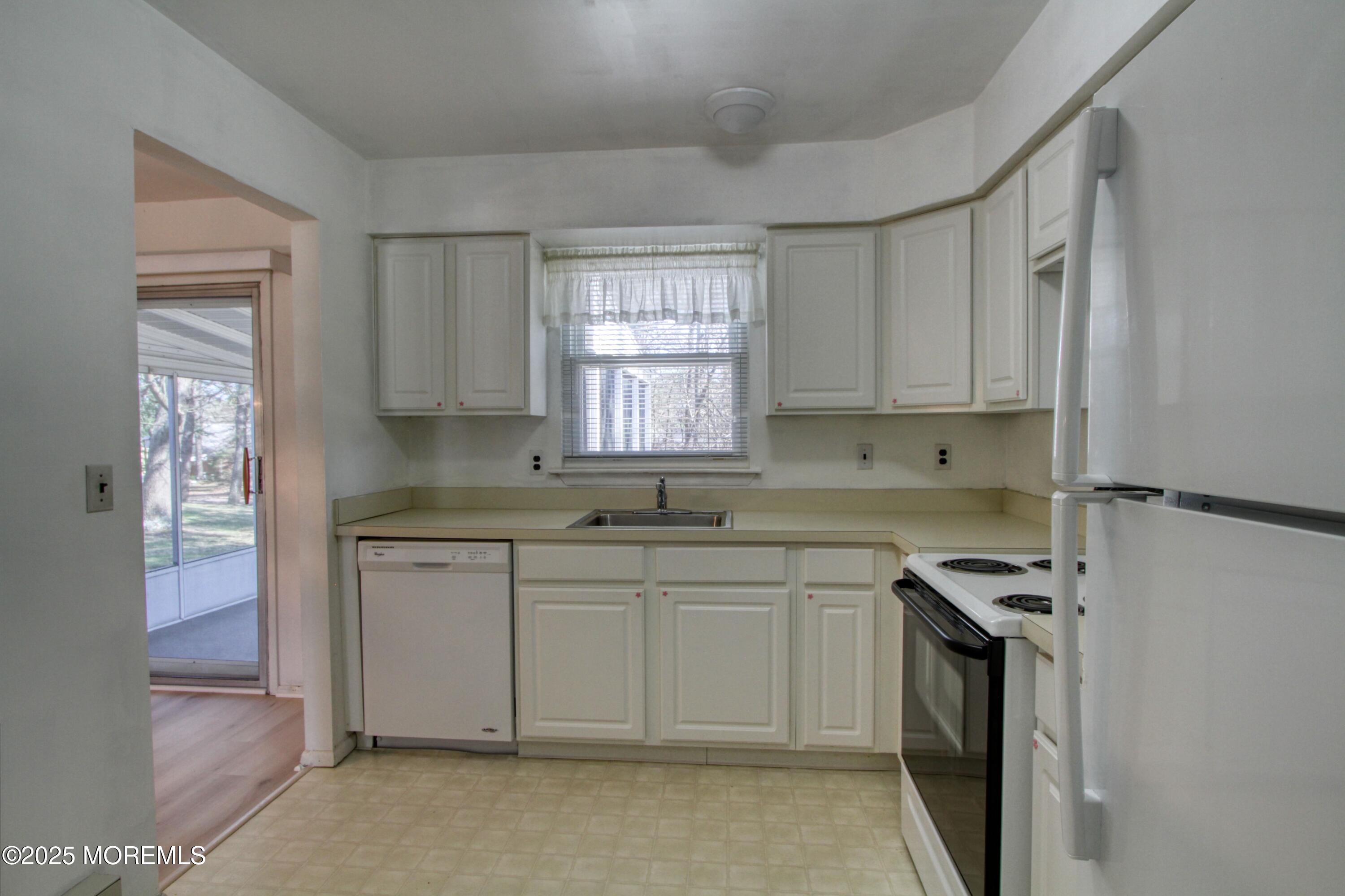 1218 Atlantic Avenue, Camden, New Jersey image 3