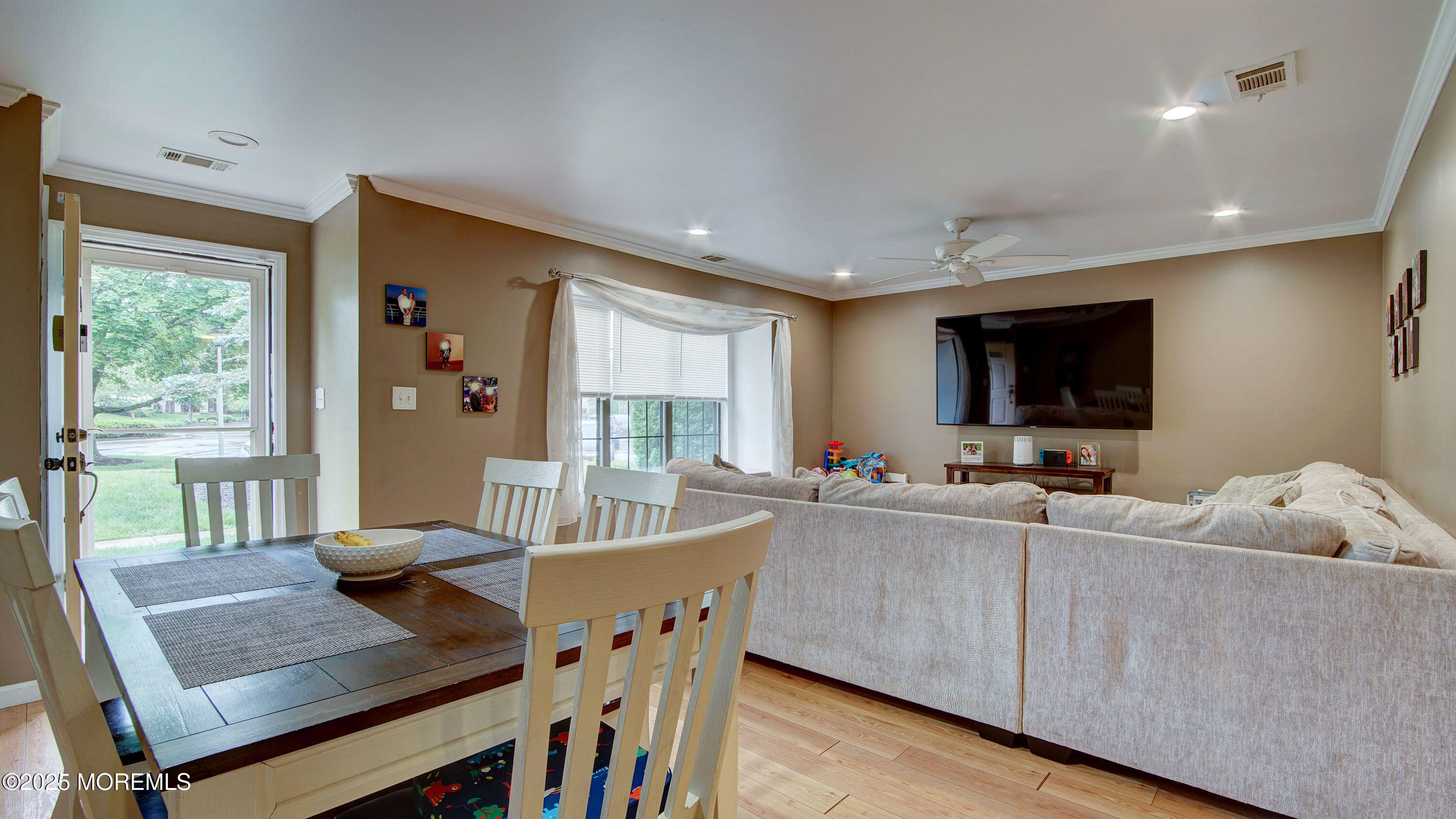 111 Wyndham Place, Robbinsville Township, New Jersey image 3