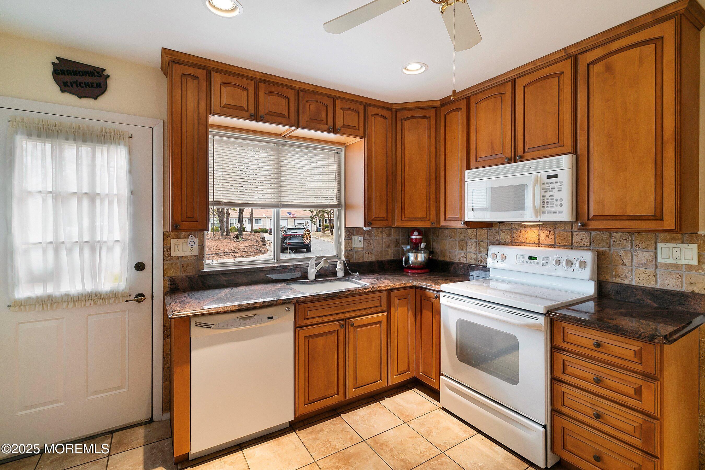 749A Liverpool Circle #749A, Manchester, New Jersey image 2