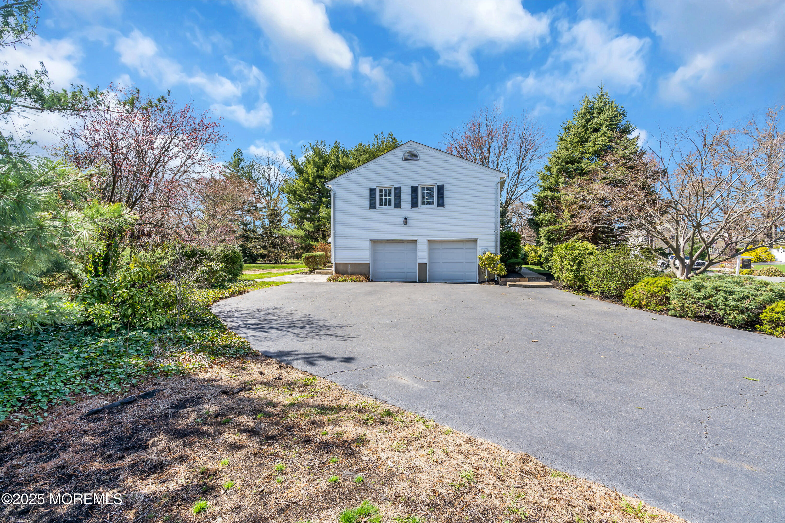 8 Michele Drive, Middletown, New Jersey image 26