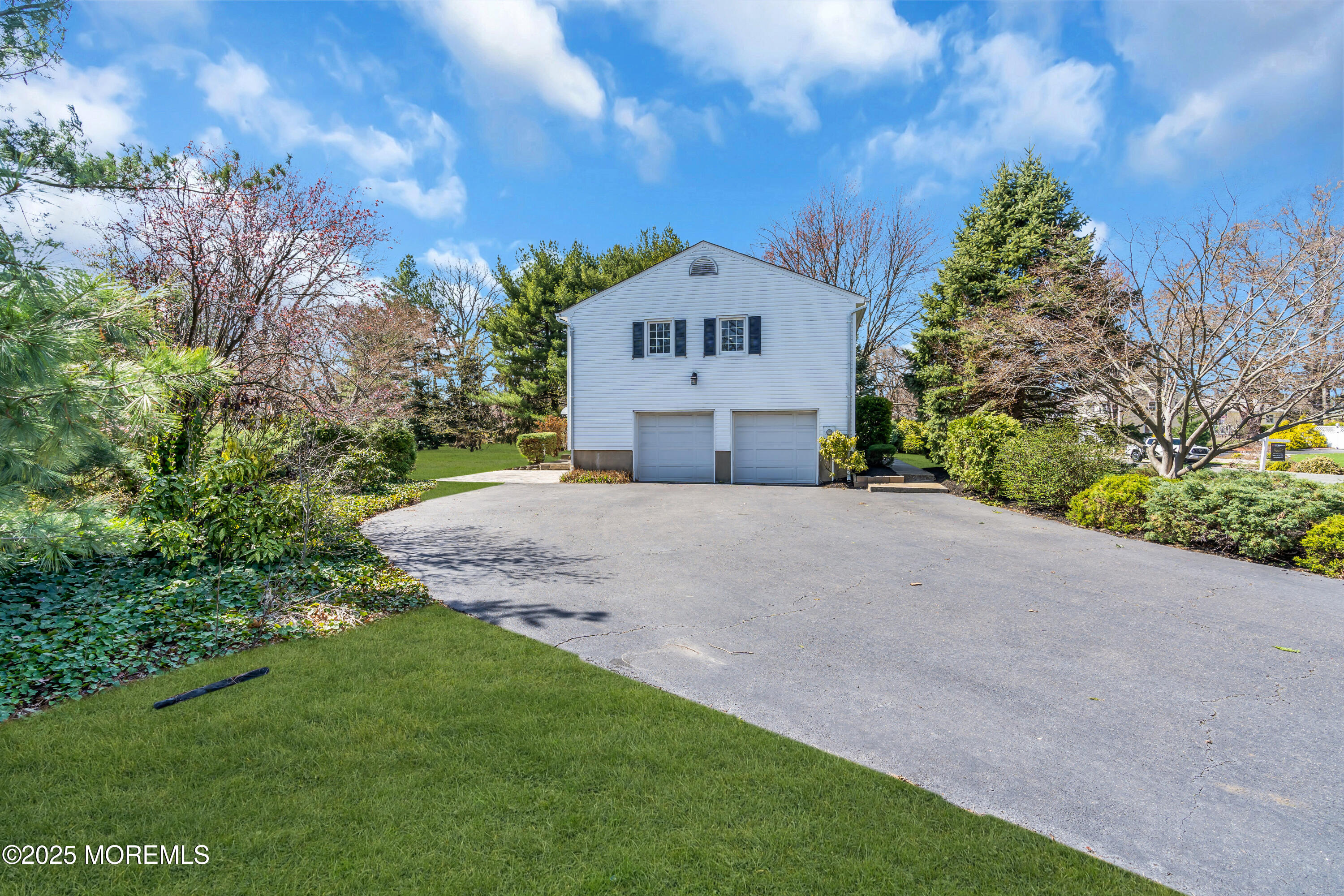 8 Michele Drive, Middletown, New Jersey image 21