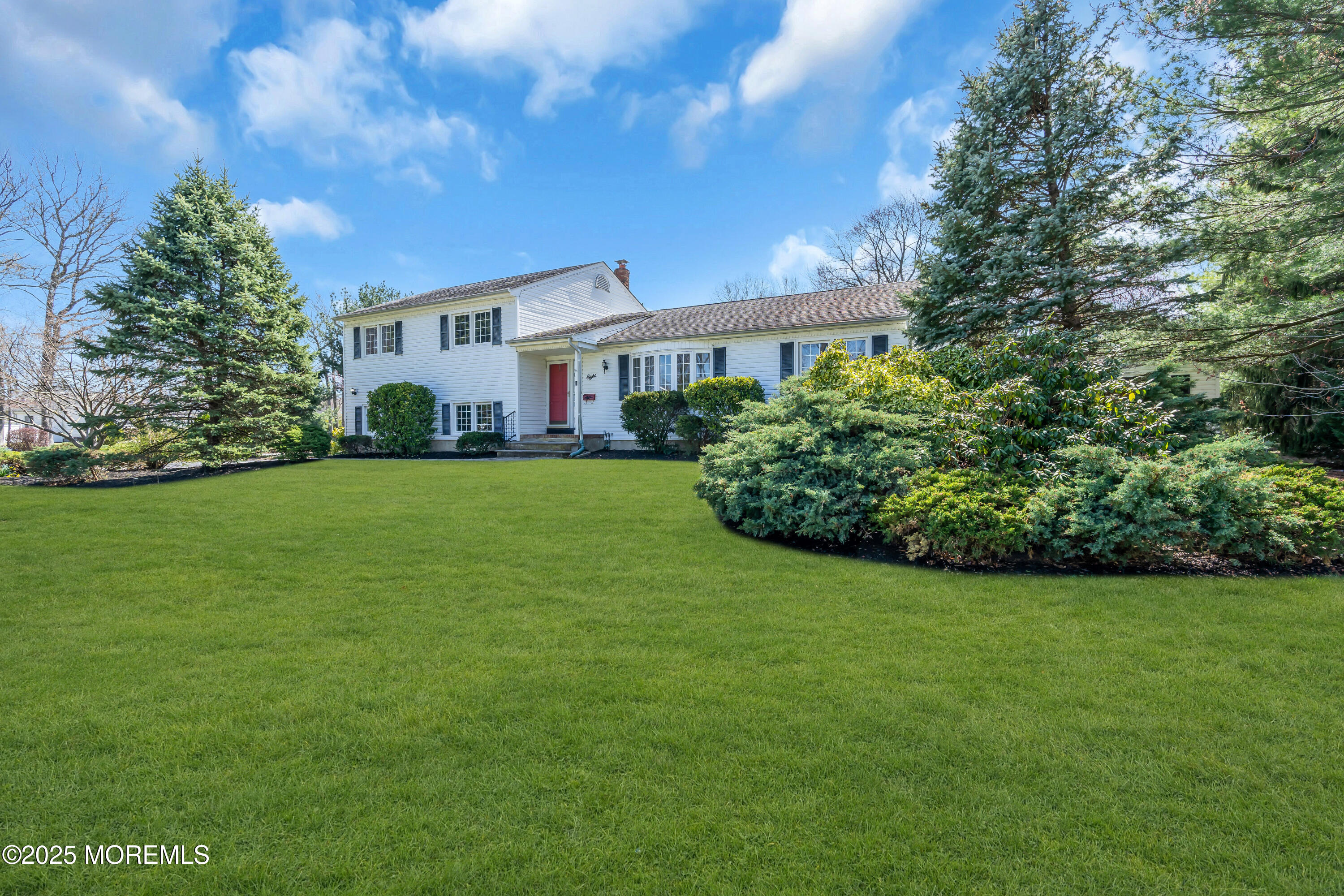 8 Michele Drive, Middletown, New Jersey image 2
