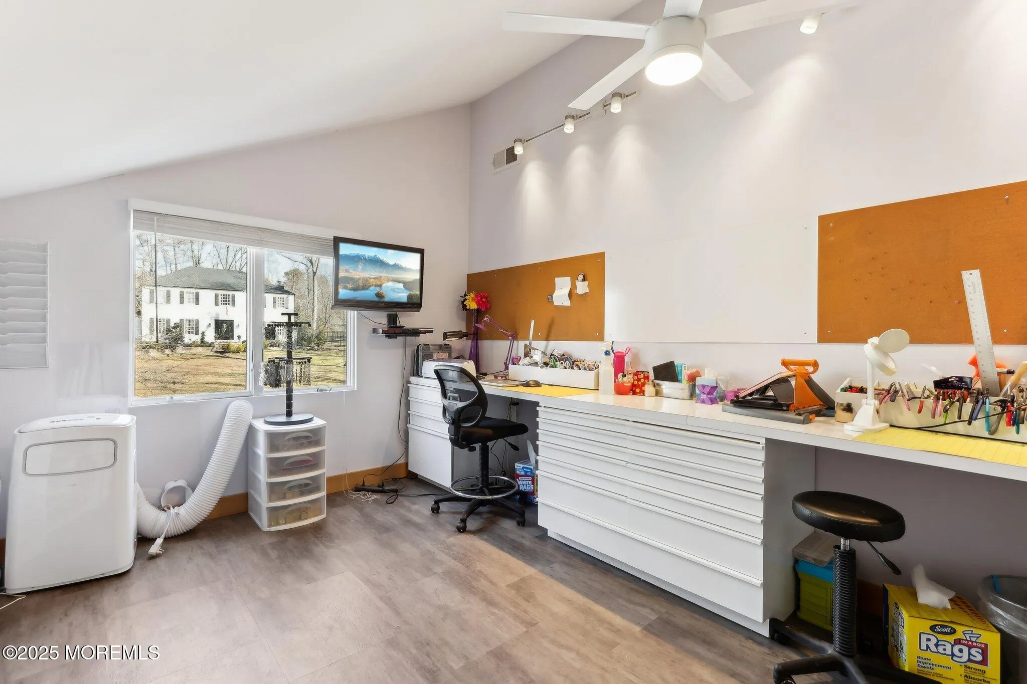 Millstone, New Jersey 08510, United States, 4 Bedrooms Bedrooms, ,4 BathroomsBathrooms,Residential,Active,83001