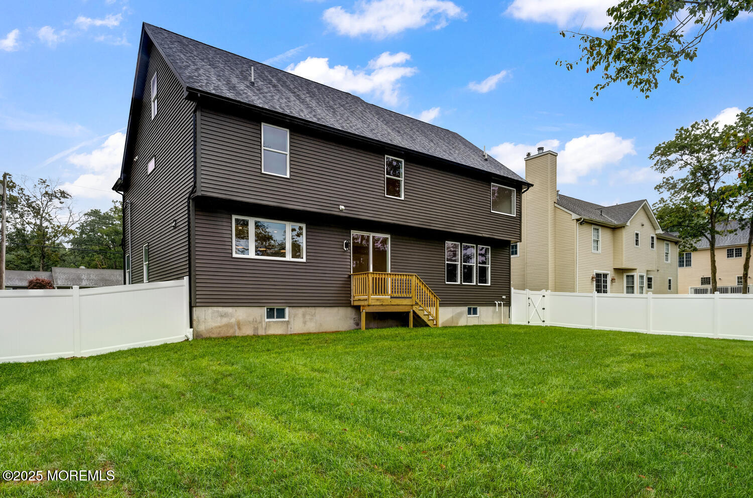 264 Schooner Road