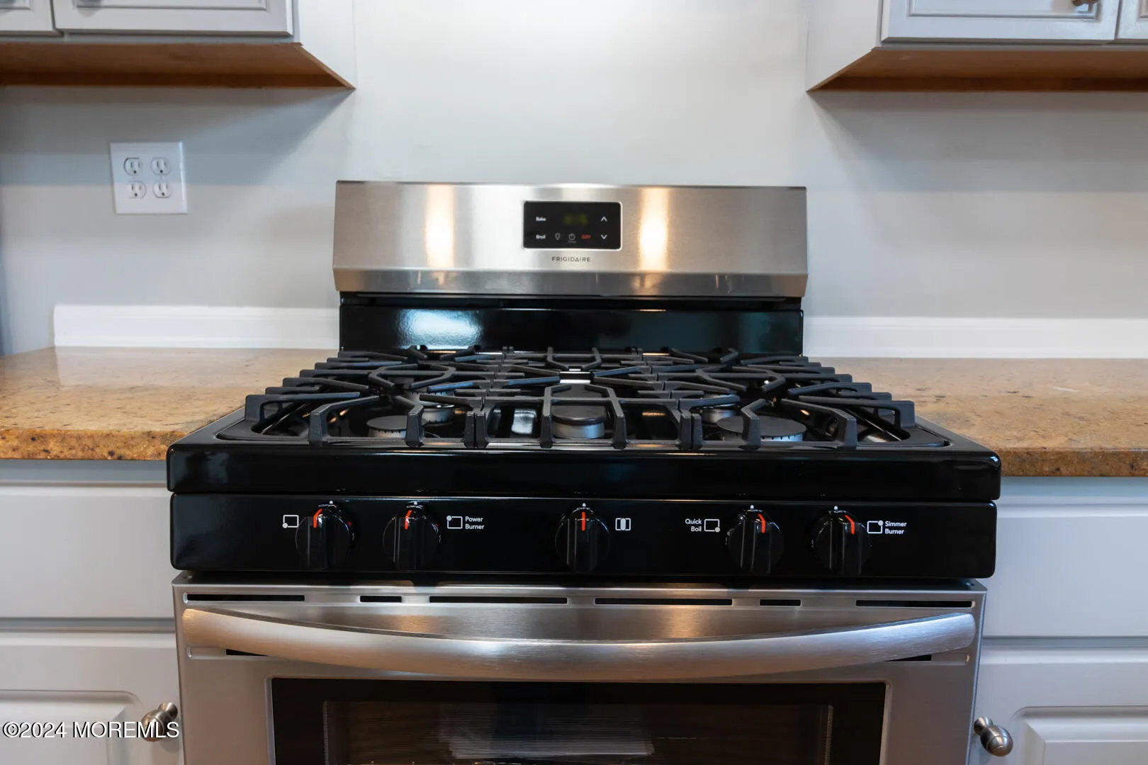 Toms River, New Jersey 08757, United States, 2 Bedrooms Bedrooms, ,2 BathroomsBathrooms,Residential,Pending,33201