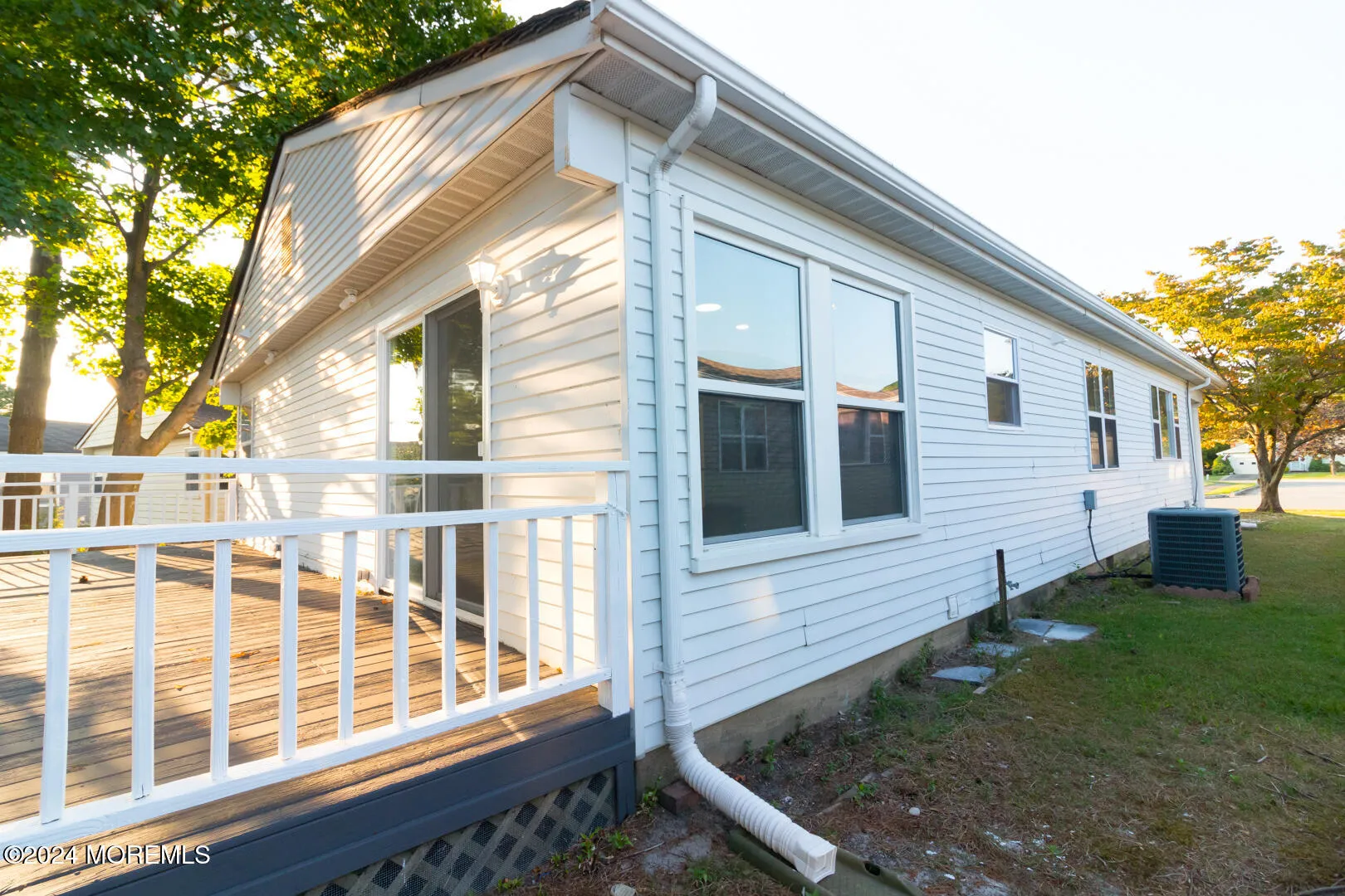 Toms River, New Jersey 08757, United States, 2 Bedrooms Bedrooms, ,2 BathroomsBathrooms,Residential,Pending,33201