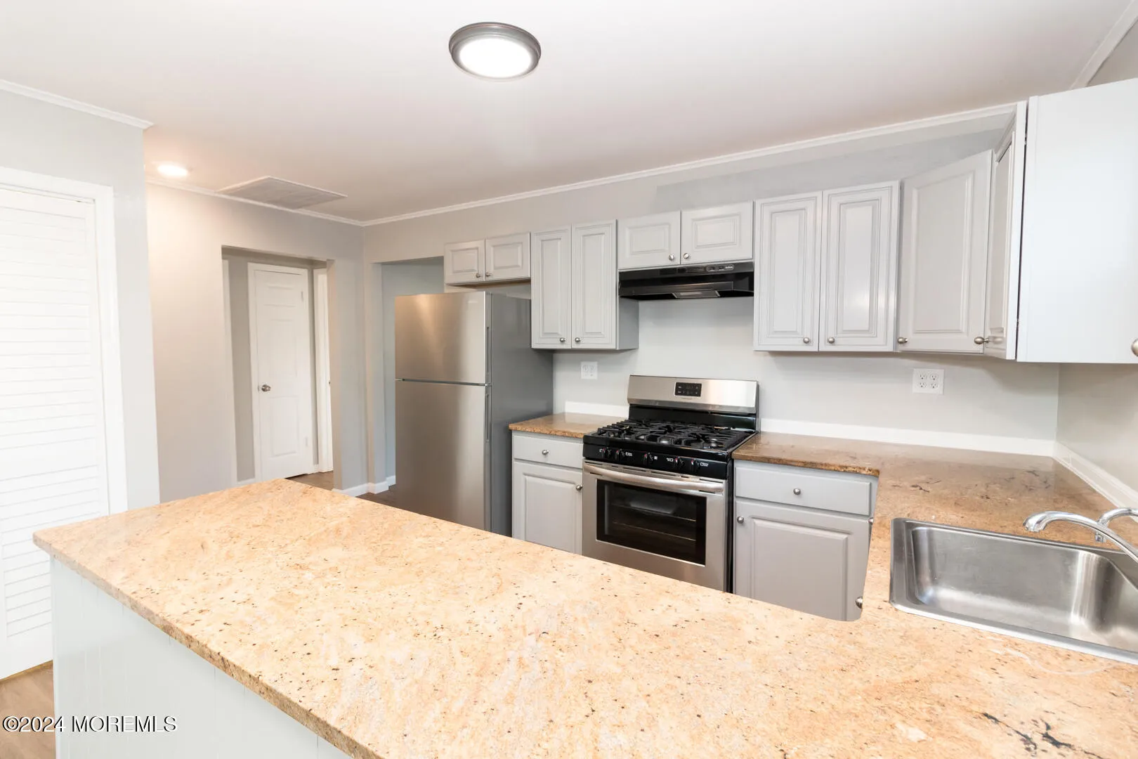 Toms River, New Jersey 08757, United States, 2 Bedrooms Bedrooms, ,2 BathroomsBathrooms,Residential,Pending,33201