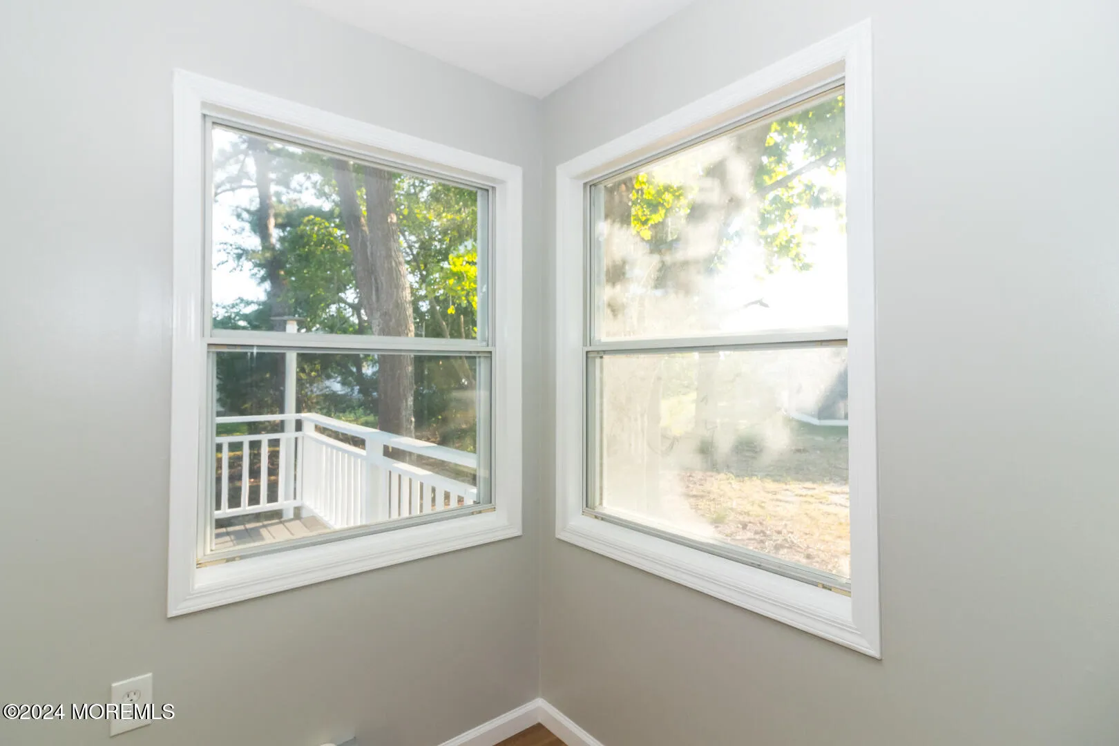 Toms River, New Jersey 08757, United States, 2 Bedrooms Bedrooms, ,2 BathroomsBathrooms,Residential,Pending,33201