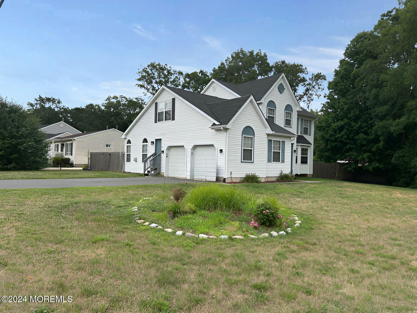 111 Nautilus Drive, Manahawkin, New Jersey image 2