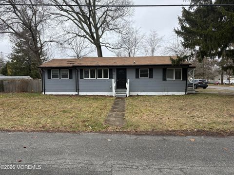 Homes For Sale - 134 Red Bank Avenue<br/> Bayville, NJ 08721