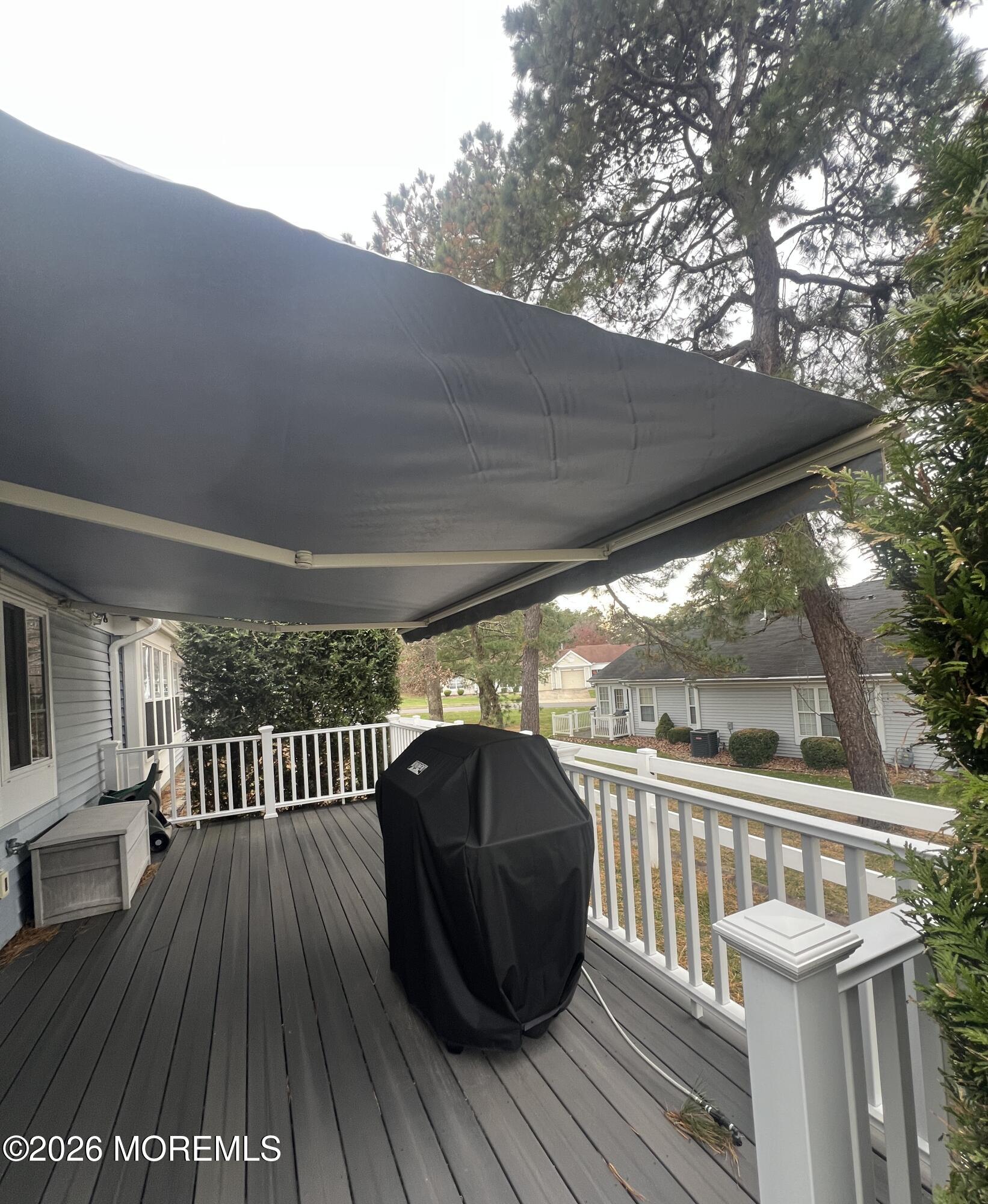 1230B Thornbury Lane