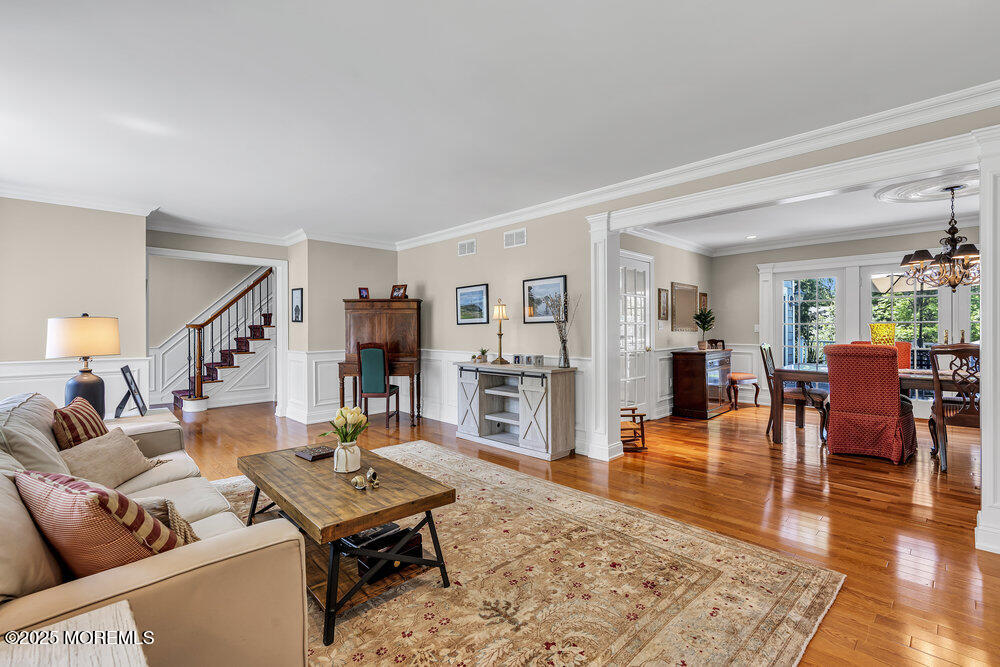 71 Maple Avenue