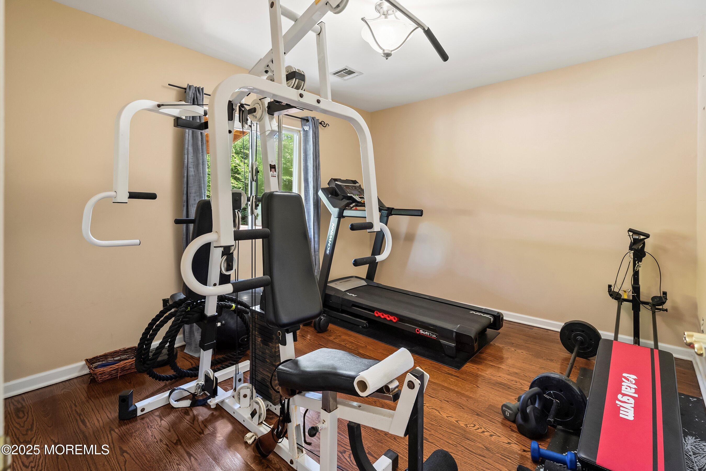 323 Florence Avenue, Long Branch, New Jersey image 25