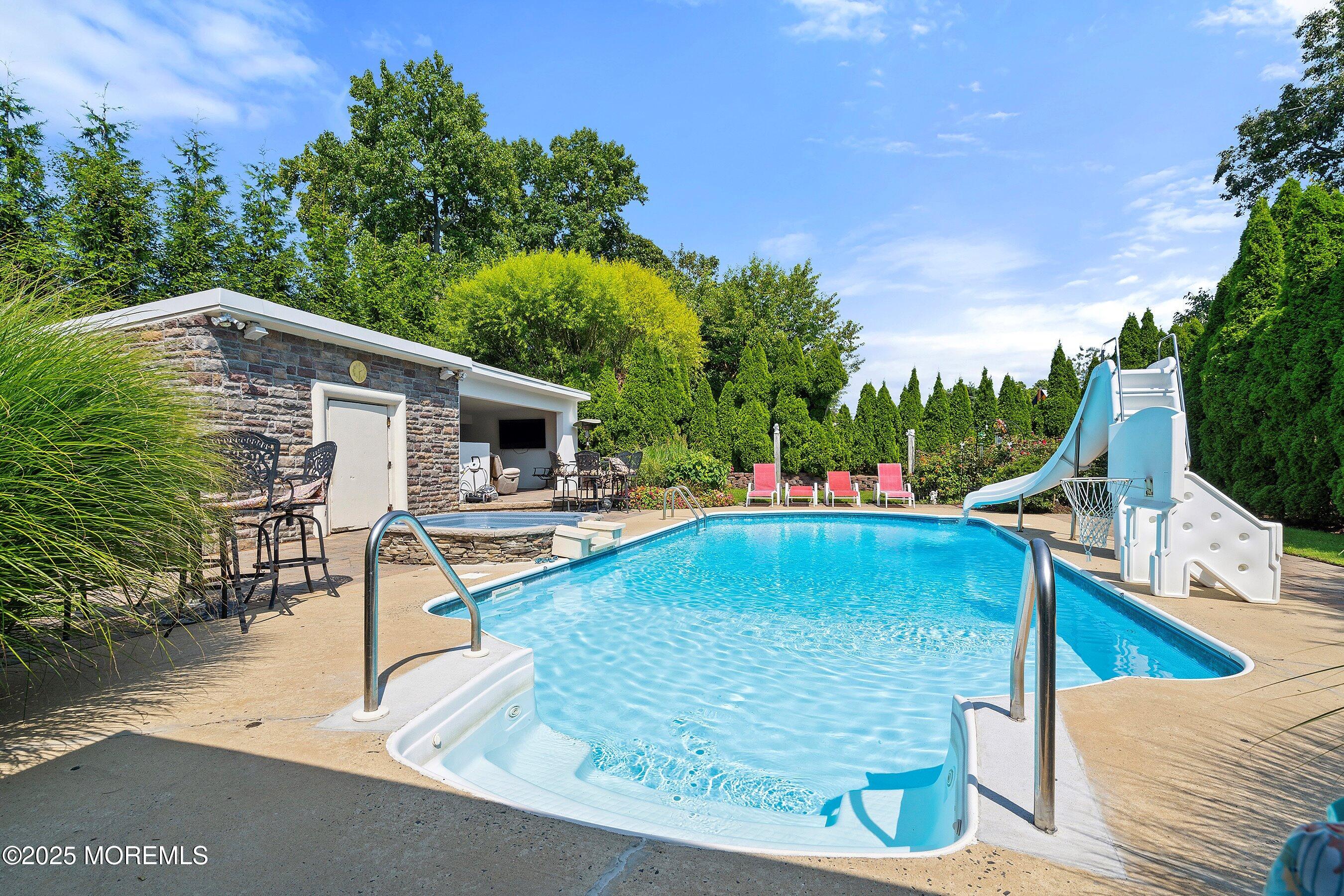 323 Florence Avenue, Long Branch, New Jersey image 39