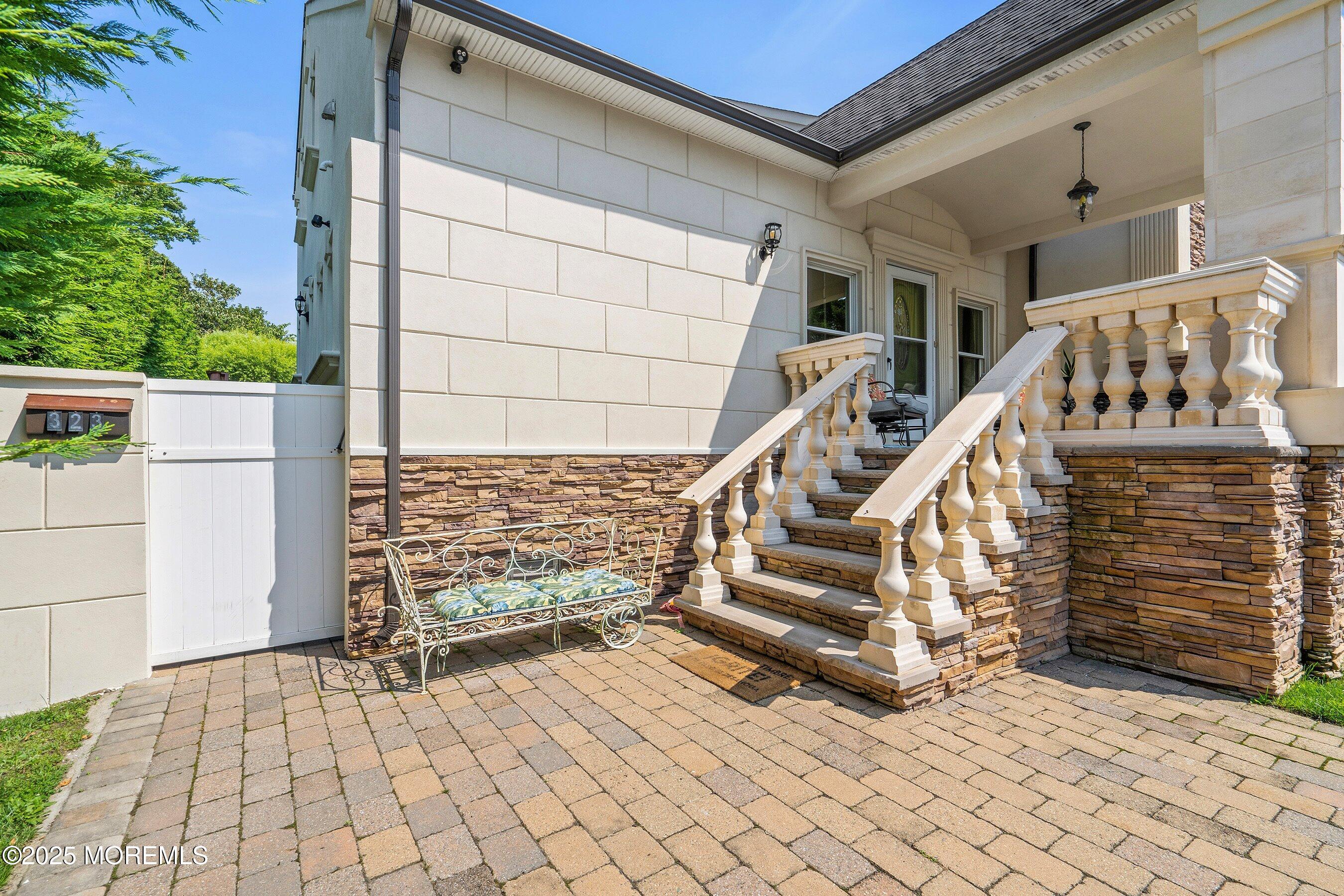 323 Florence Avenue
