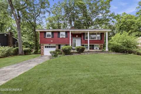 Homes For Sale - 37 Raymond Avenue<br/> Toms River, NJ 08755