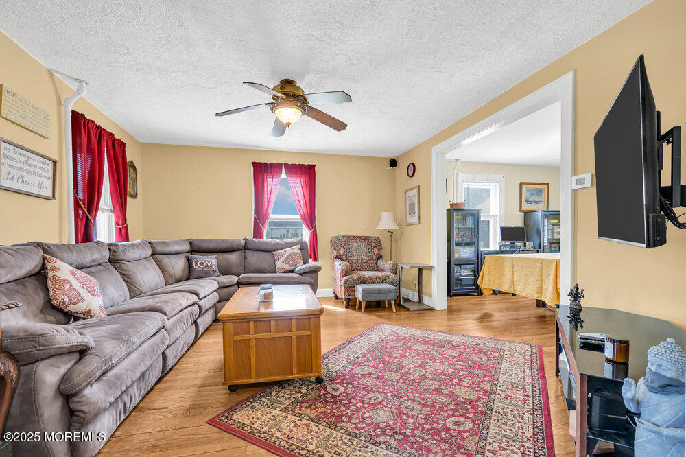 186 Brahma Avenue, Bridgewater, New Jersey image 9