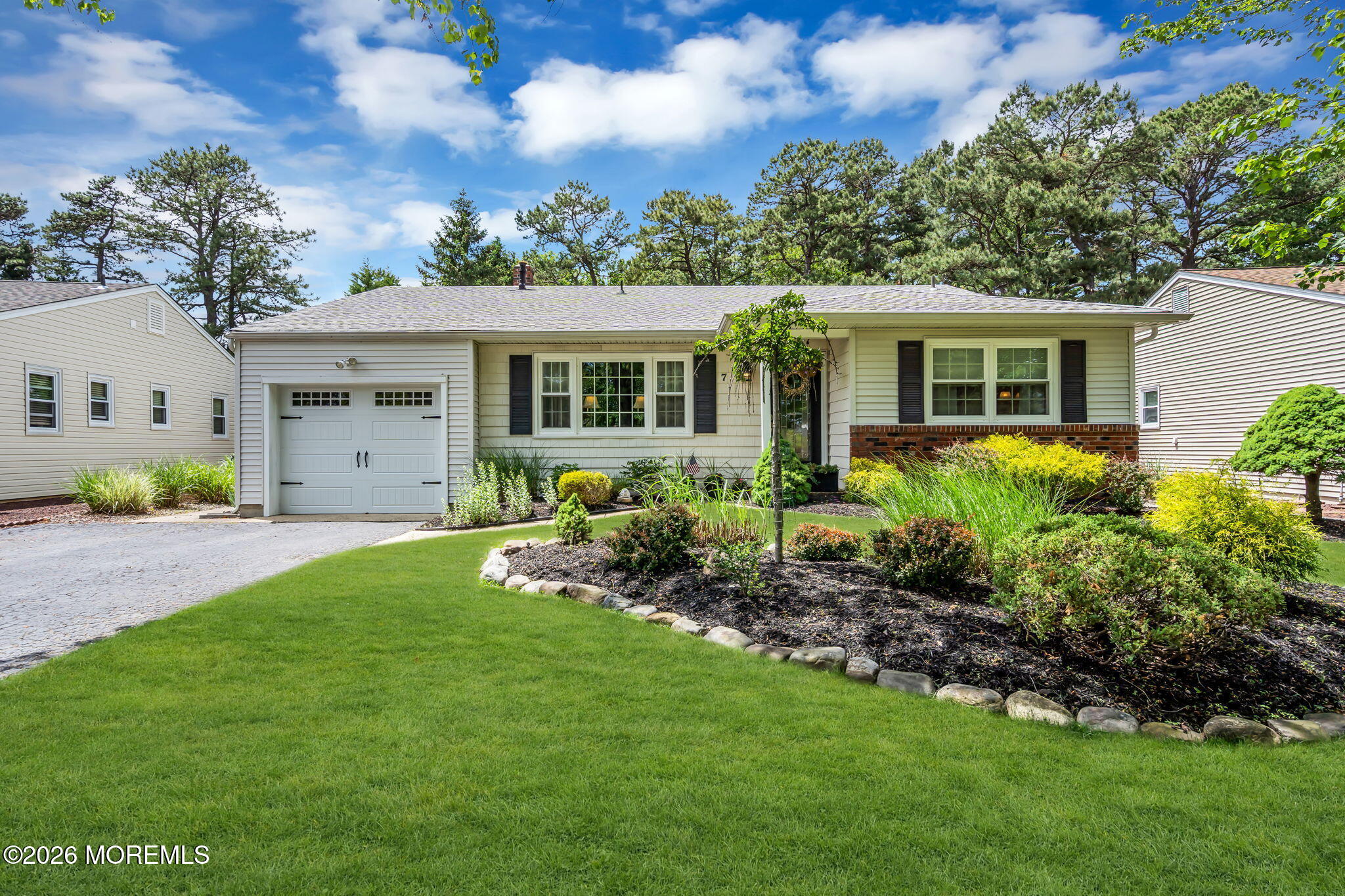 7 Nostrand Drive