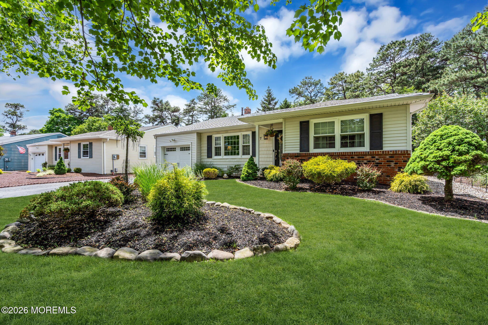 7 Nostrand Drive