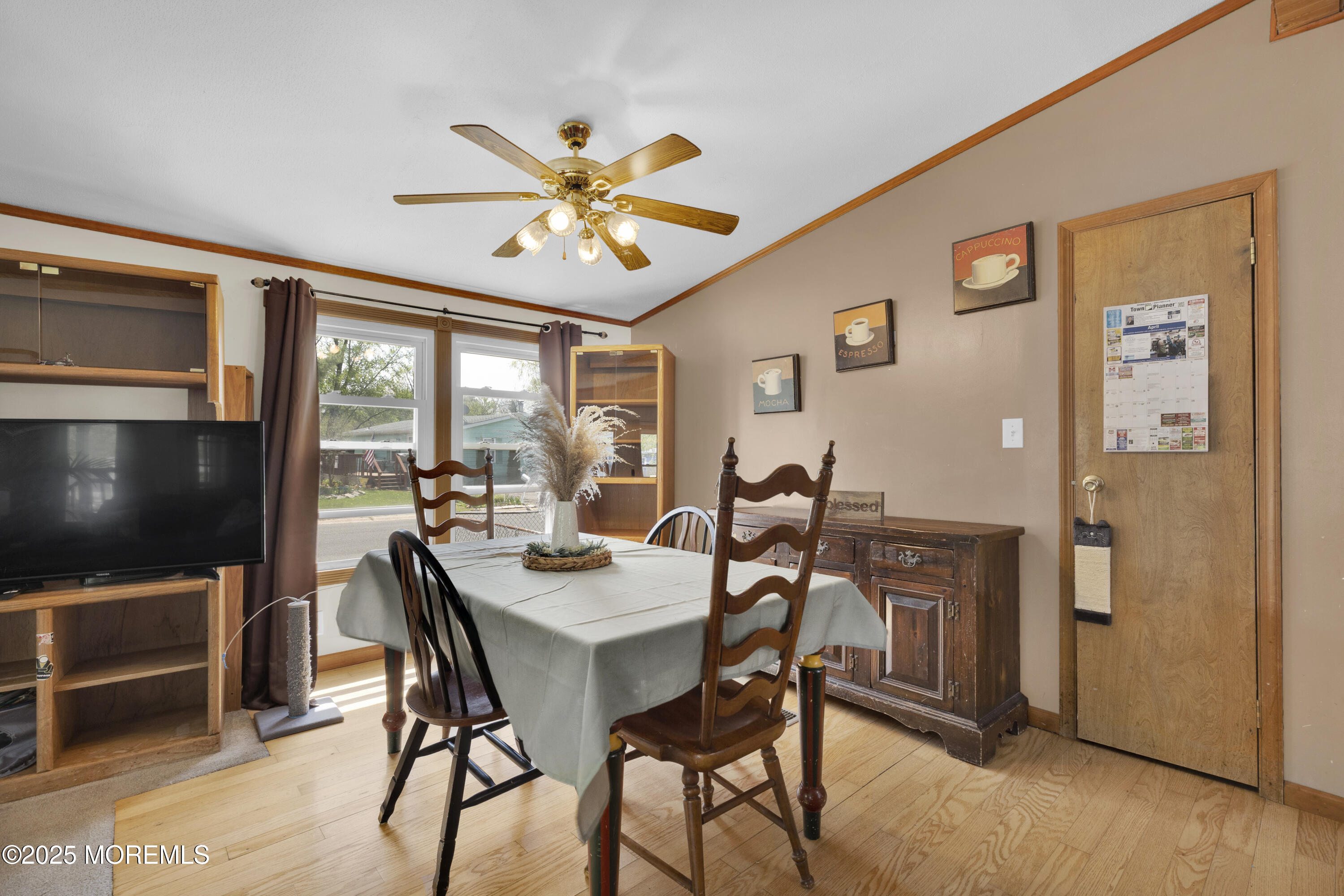 3 Cedar Court, Manalapan, New Jersey image 3