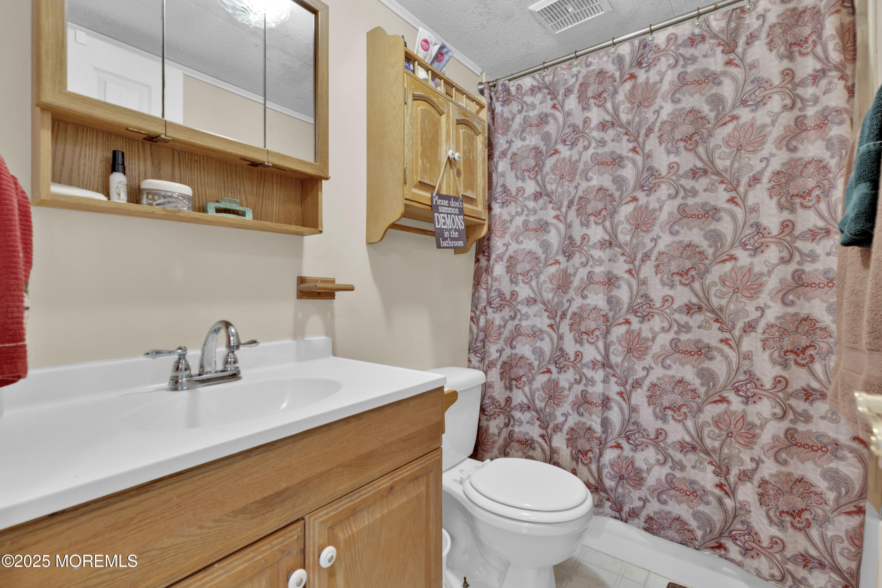 3 Cedar Court, Manalapan, New Jersey image 9