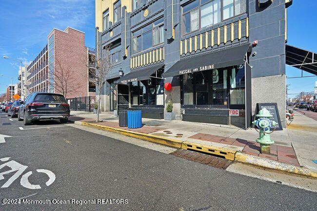 601 Bangs Avenue 707