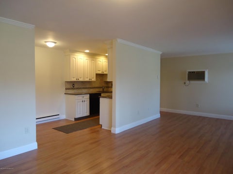 Homes For Sale - 142 Cross Slope Court #F<br/> Manalapan, NJ 07726