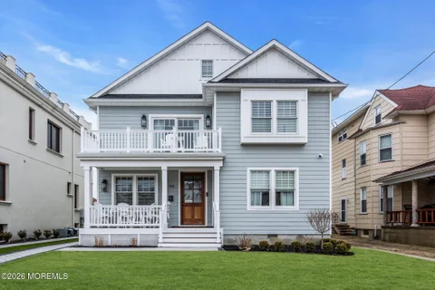 MLS: 22605919