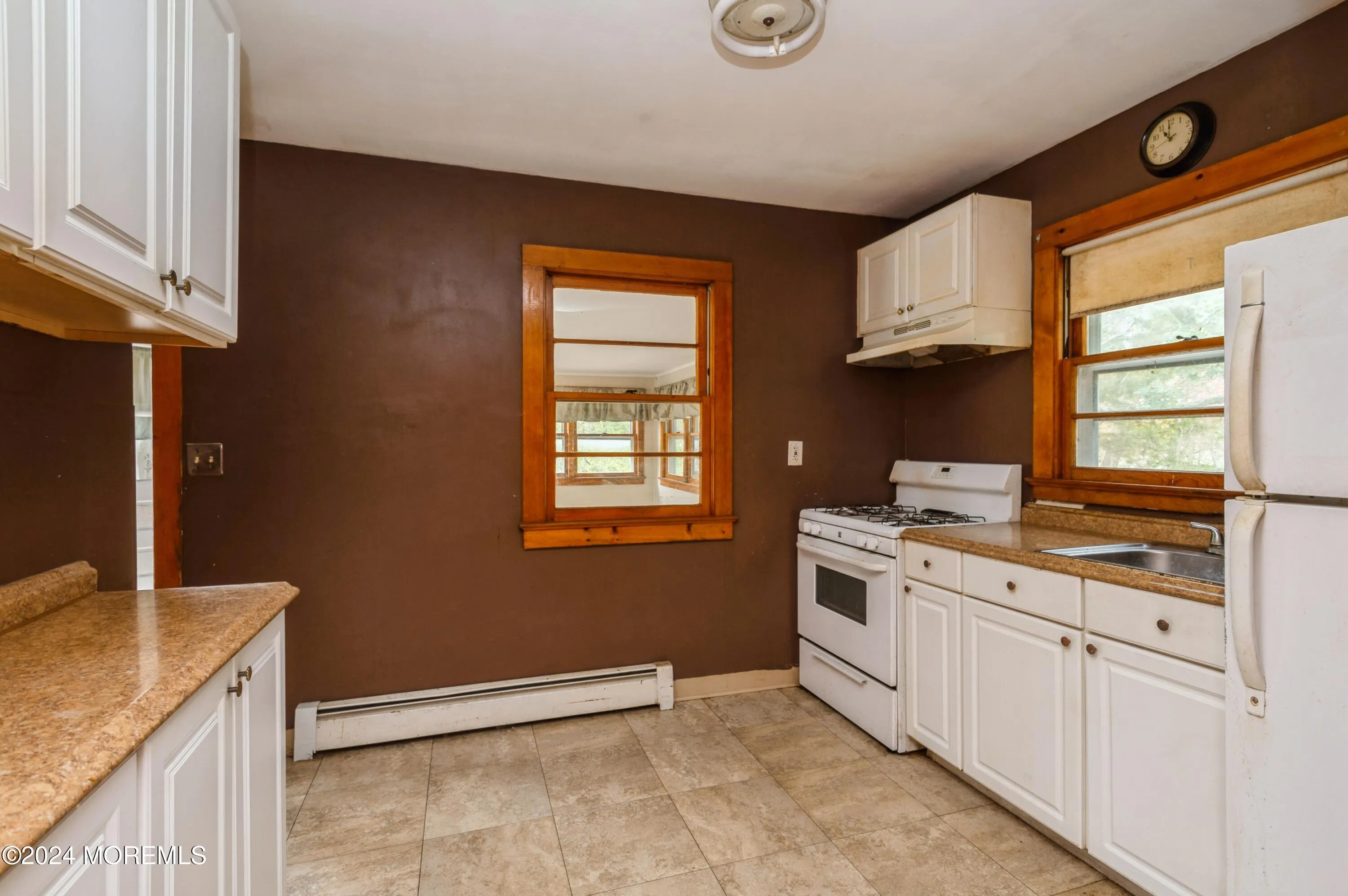 Brick, New Jersey 08724, United States, 3 Bedrooms Bedrooms, ,2 BathroomsBathrooms,Residential,Pending,37811