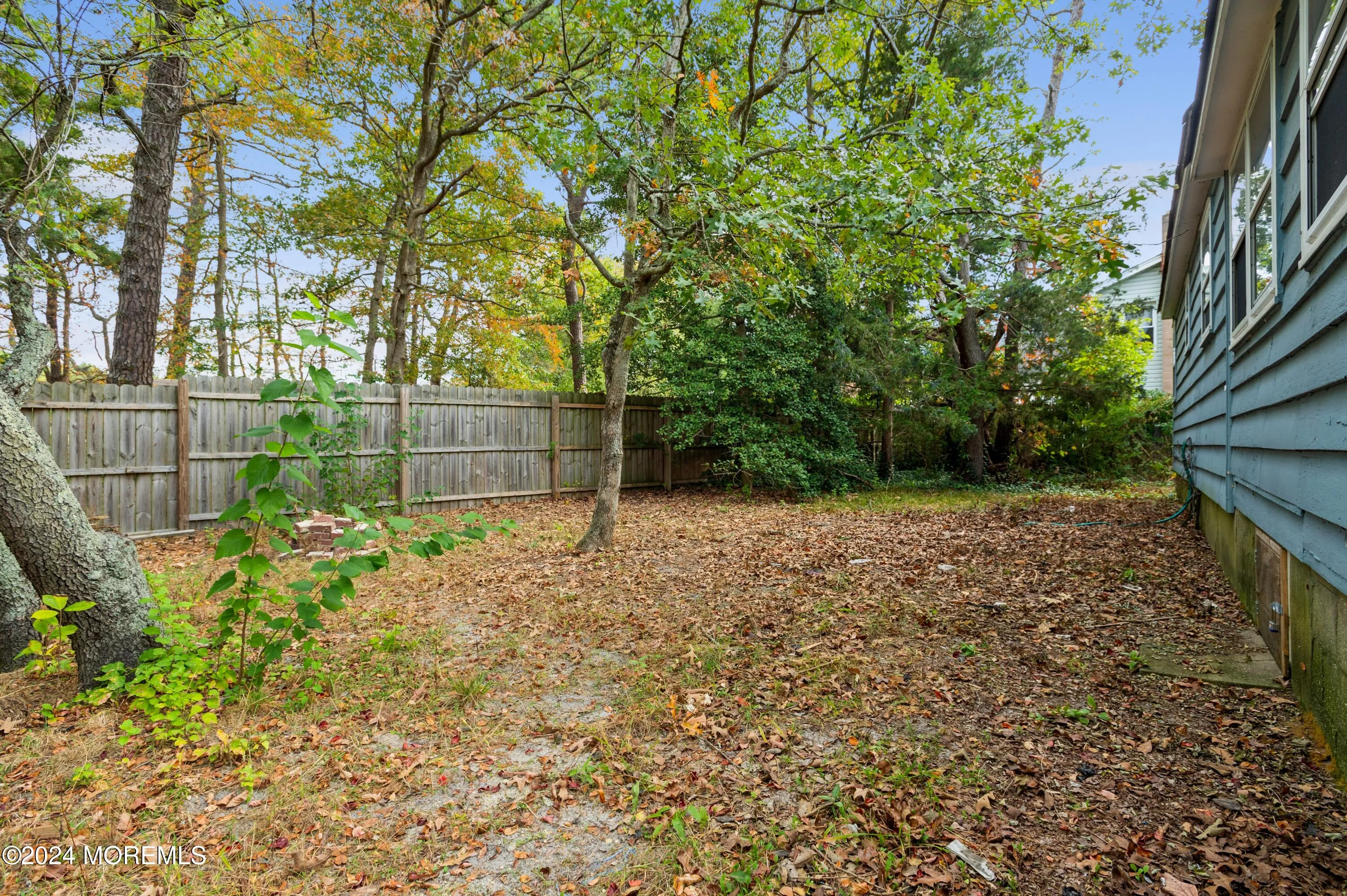 Brick, New Jersey 08724, United States, 3 Bedrooms Bedrooms, ,2 BathroomsBathrooms,Residential,Pending,37811