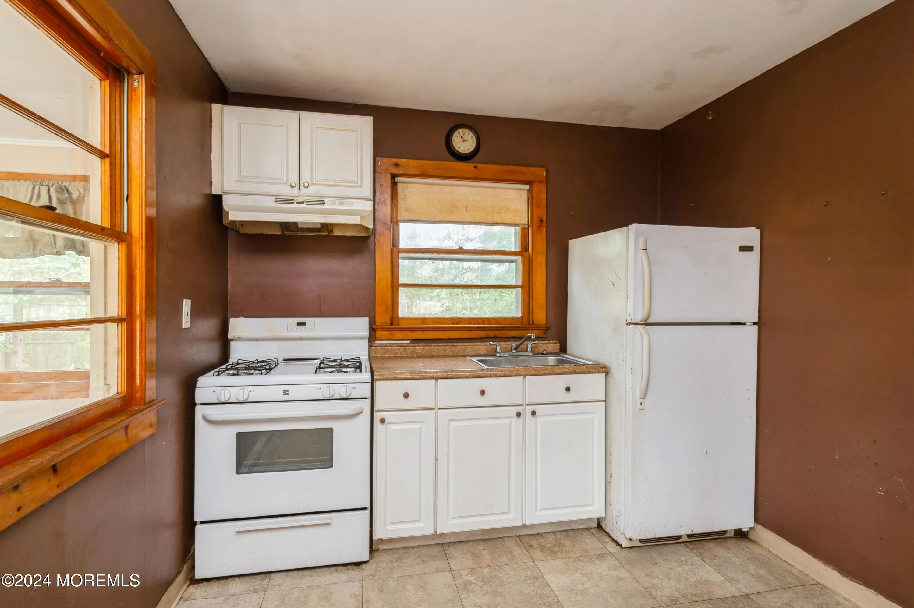 Brick, New Jersey 08724, United States, 3 Bedrooms Bedrooms, ,2 BathroomsBathrooms,Residential,Pending,37811