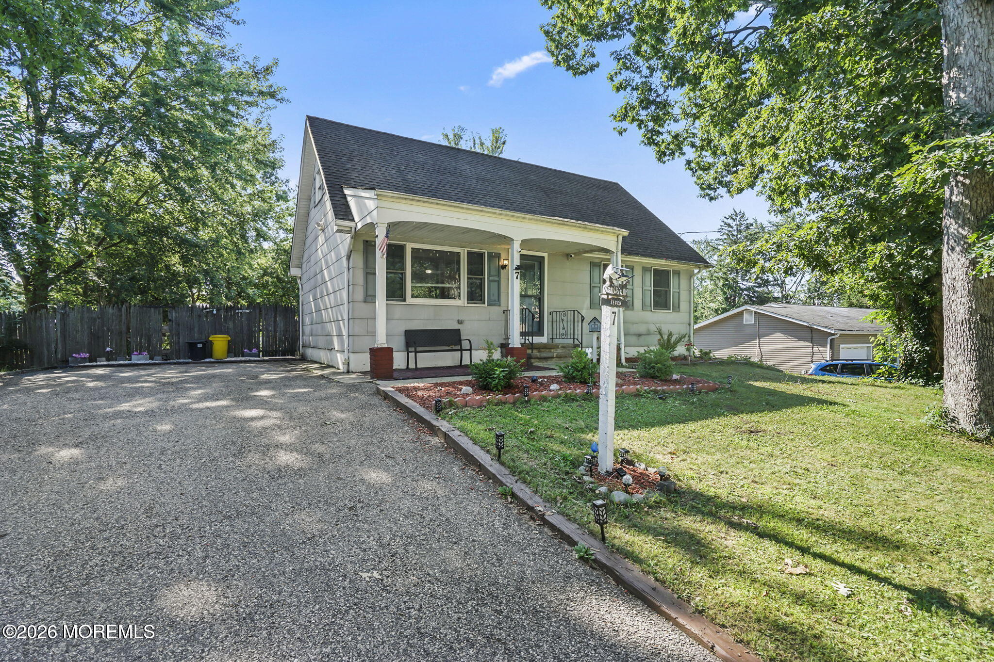 7 Princeton Drive