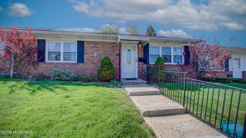 Condo For Sale - 5 Missouri Court #217<br/> Matawan, NJ 07747