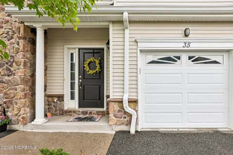 Condo For Sale - 35 Red Oak Court<br/> Passaic County, Haskell, NJ 07420