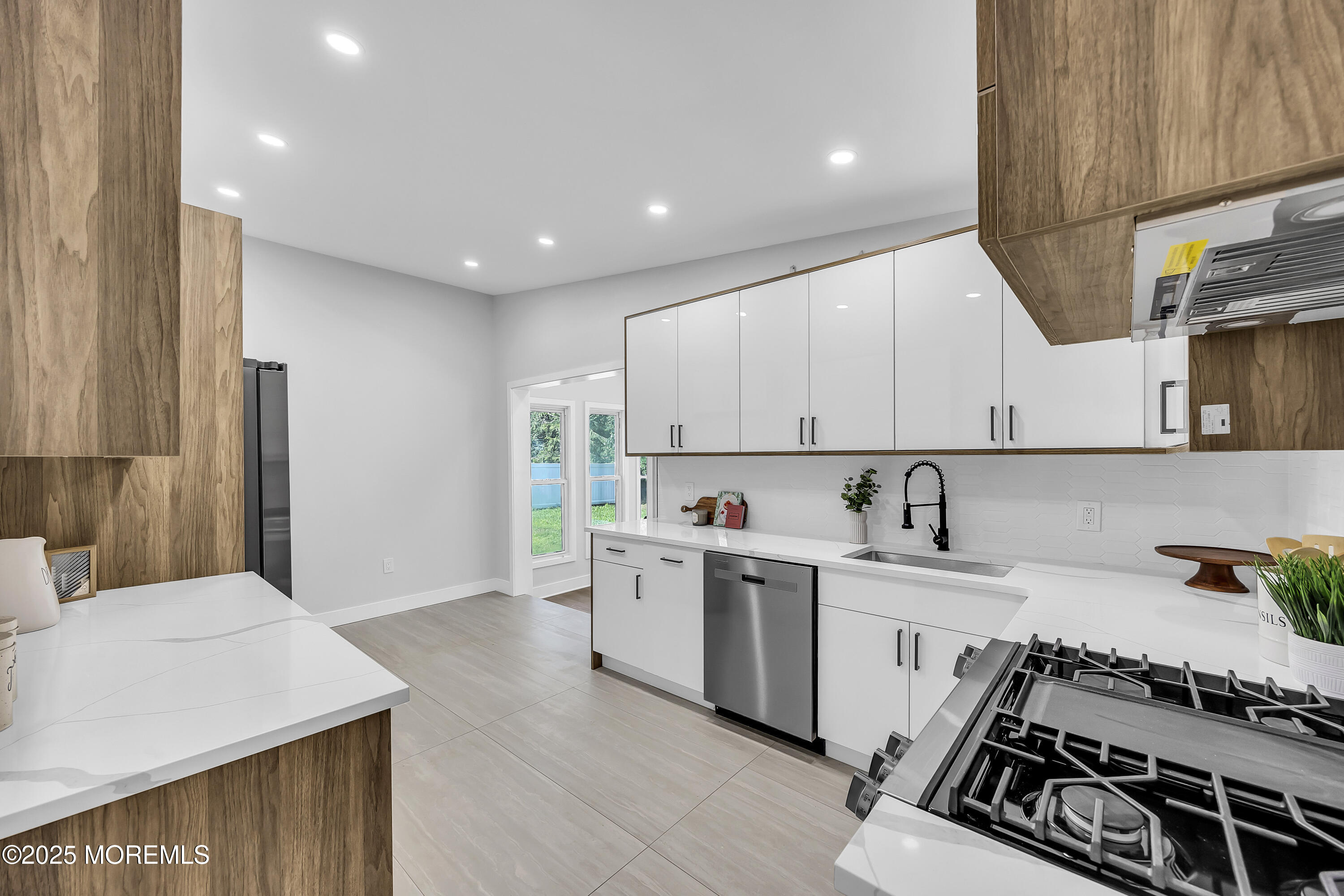 210 Parkview Terrace