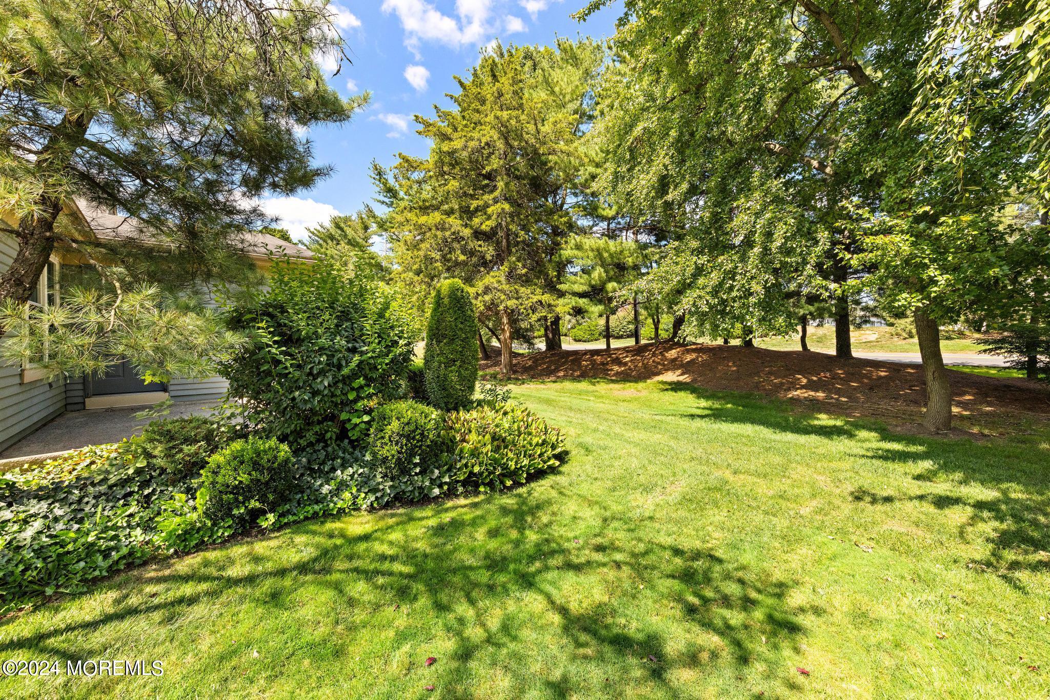 15A Betsy Ross Drive, Monroe Township, New Jersey image 42