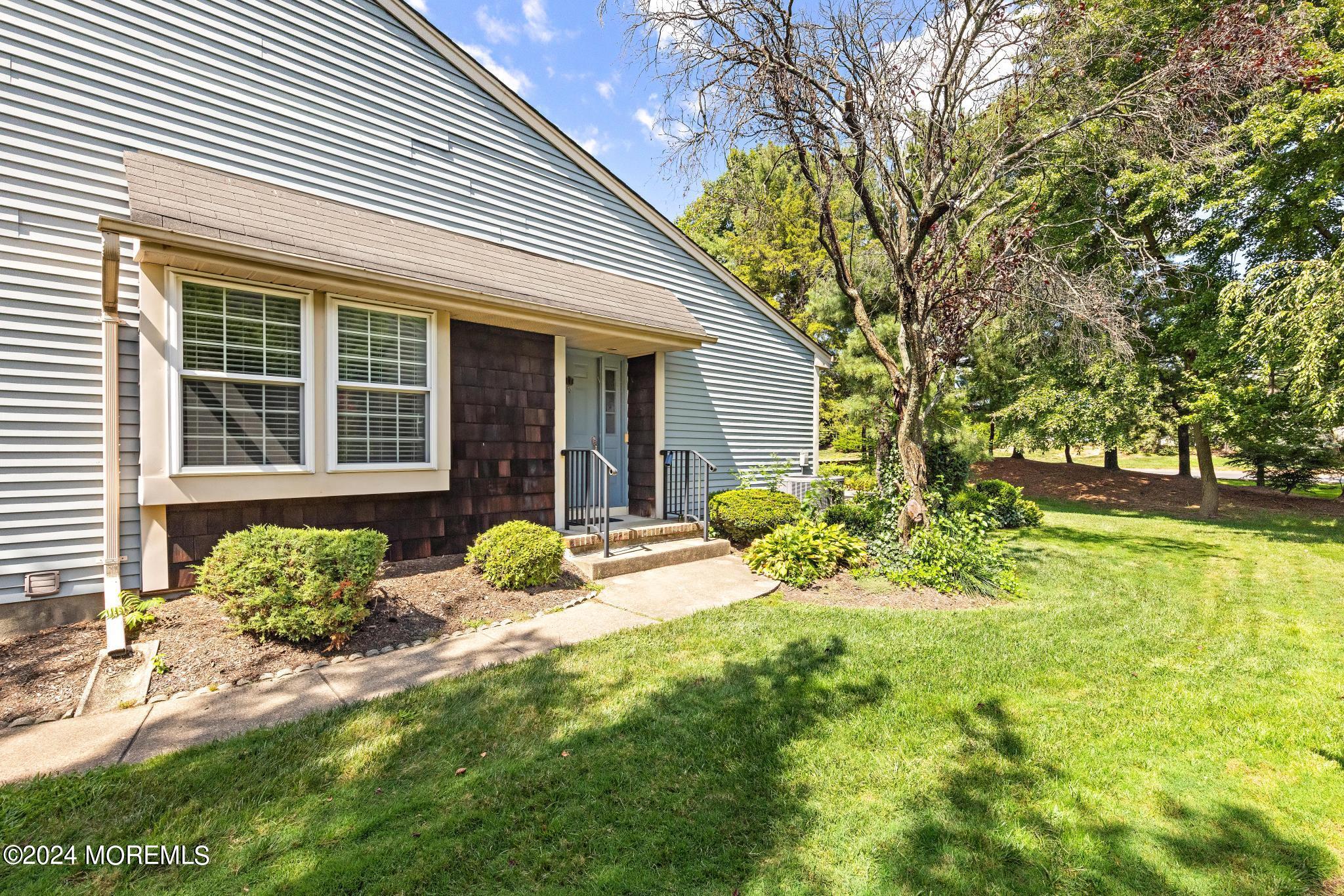 15A Betsy Ross Drive, Monroe Township, New Jersey image 6