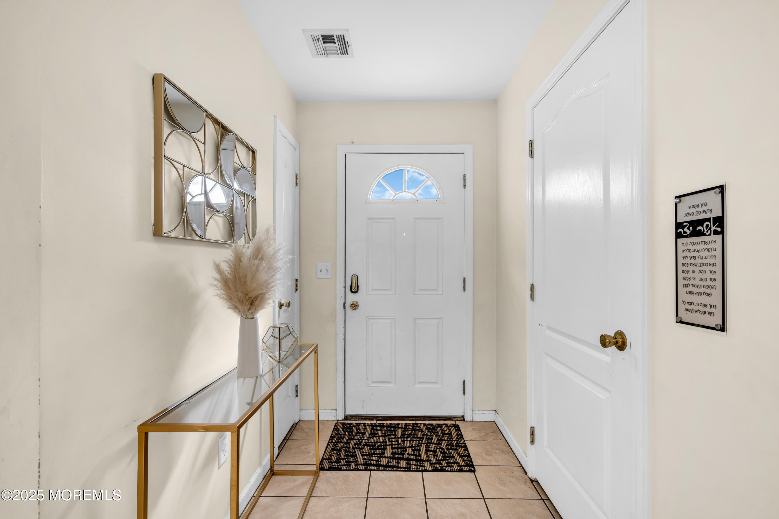 5 Aspen Court, Lakewood, New Jersey image 2