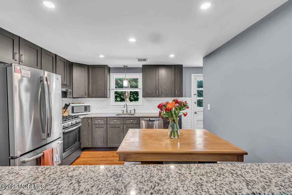 45 Helen Avenue, Freehold, New Jersey image 7