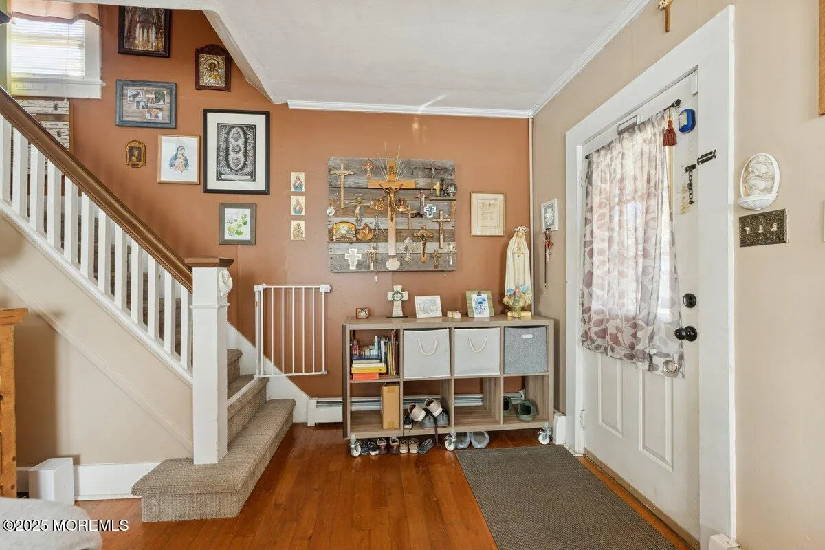 Freehold, New Jersey 07728, United States, 3 Bedrooms Bedrooms, ,2 BathroomsBathrooms,Residential,Active,250418