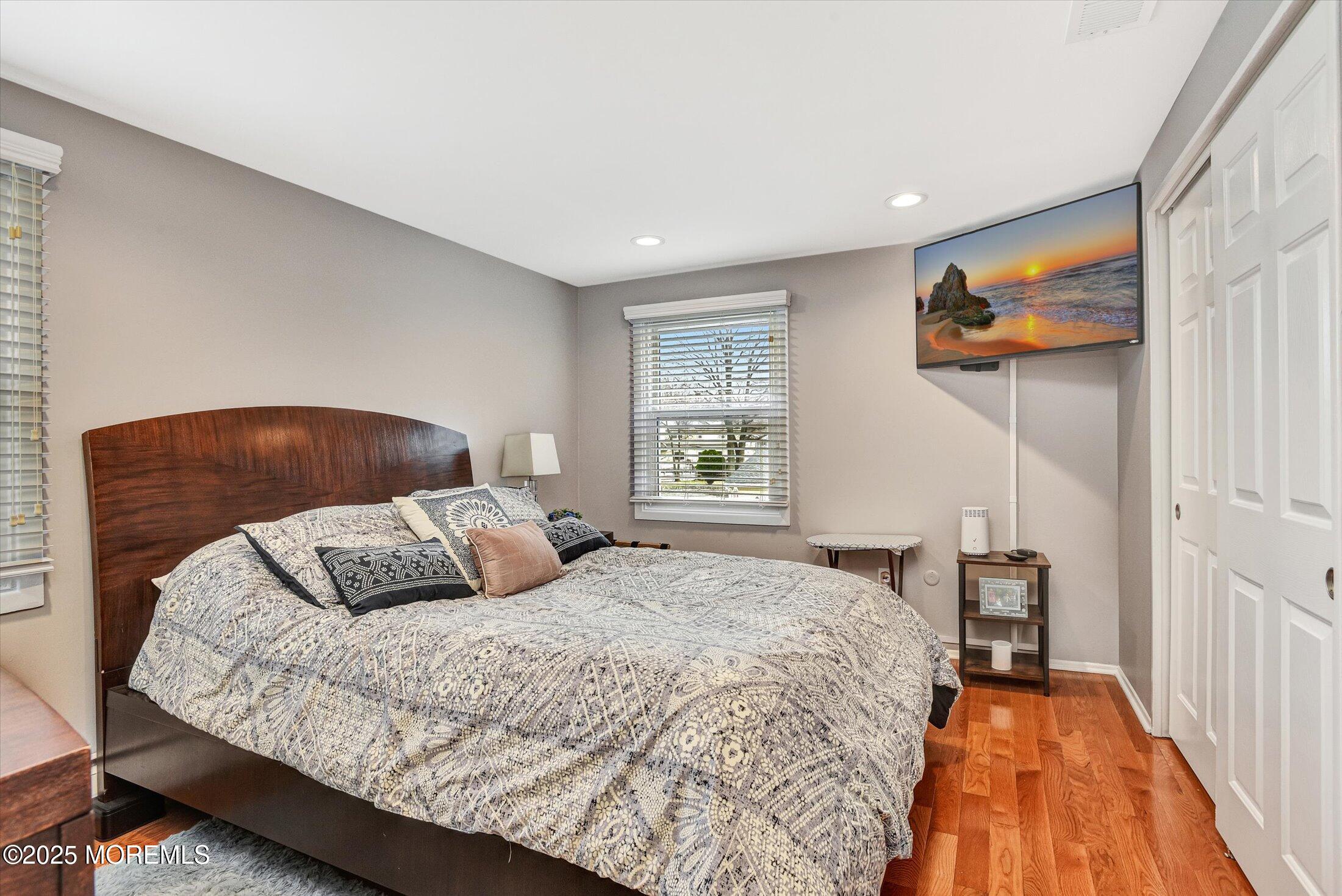 35 Carol Lane, Aberdeen, New Jersey image 23