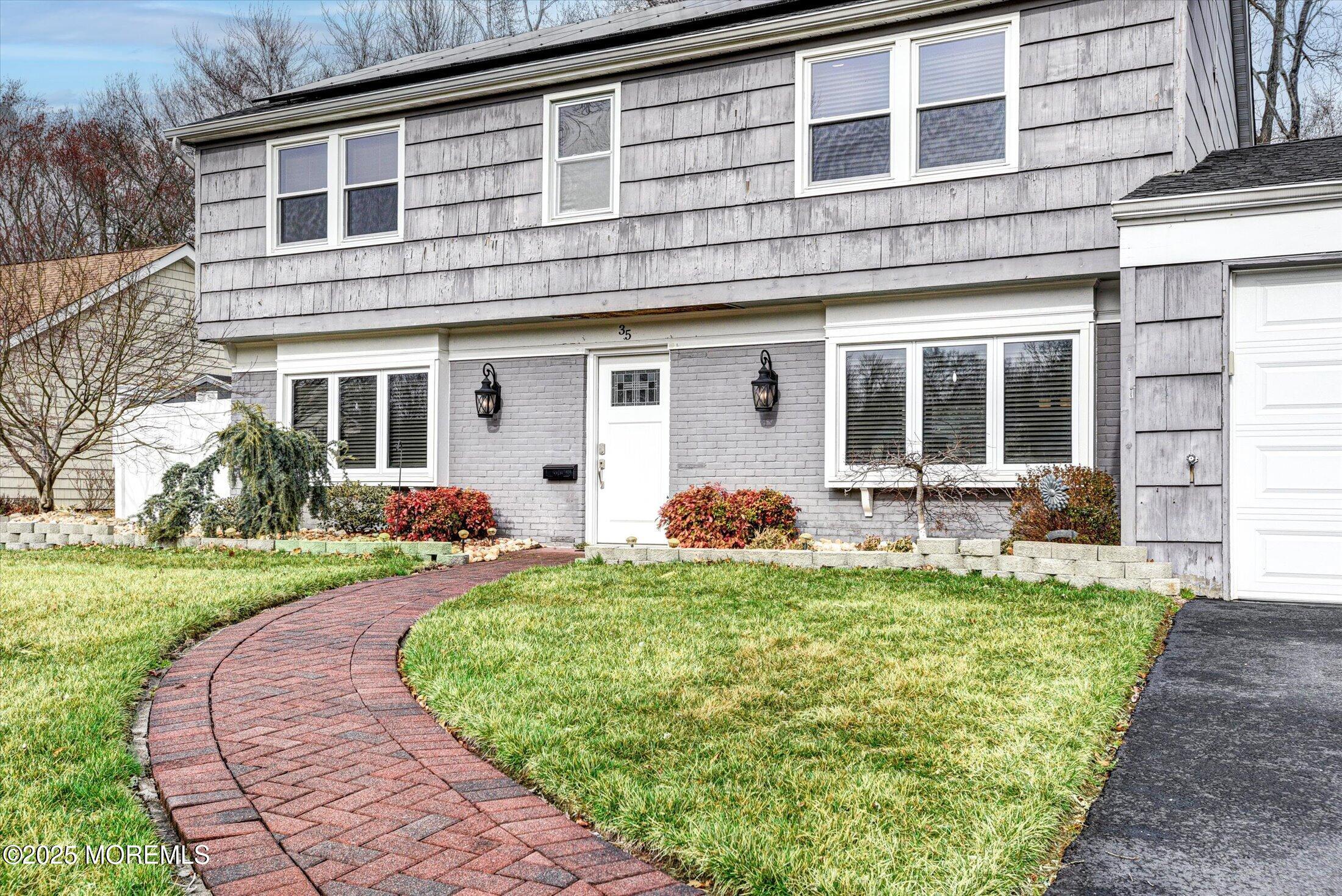35 Carol Lane, Aberdeen, New Jersey image 2