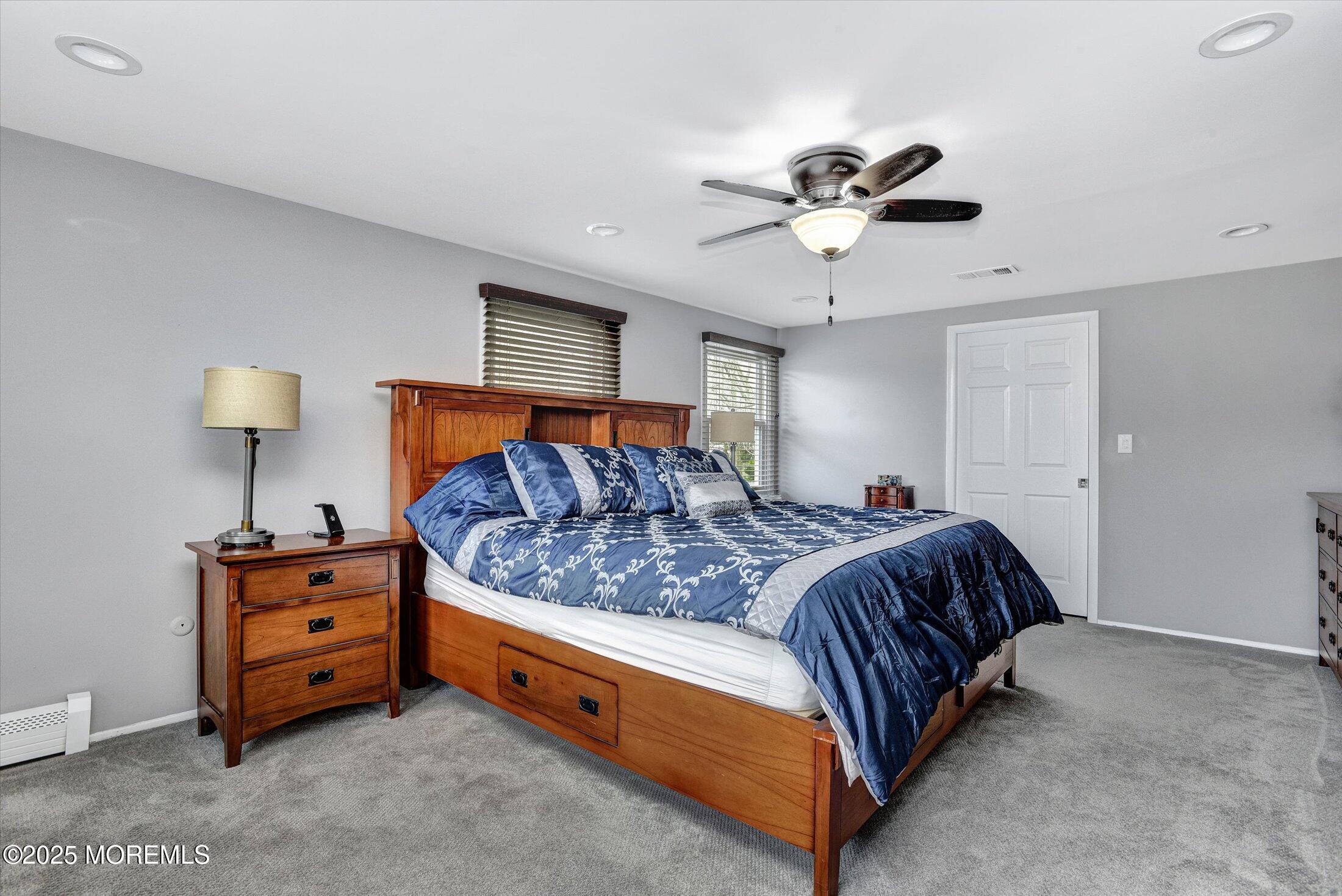 35 Carol Lane, Aberdeen, New Jersey image 18