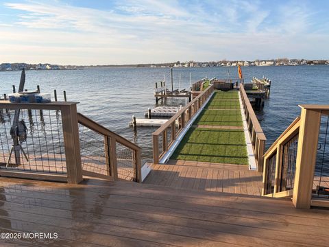 Homes For Rent - 262 Genes Drive<br/> Toms River, NJ 08753