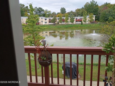 Condo For Sale - 6 Lake Avenue #3B<br/> Middlesex County, East Brunswick, NJ 08816
