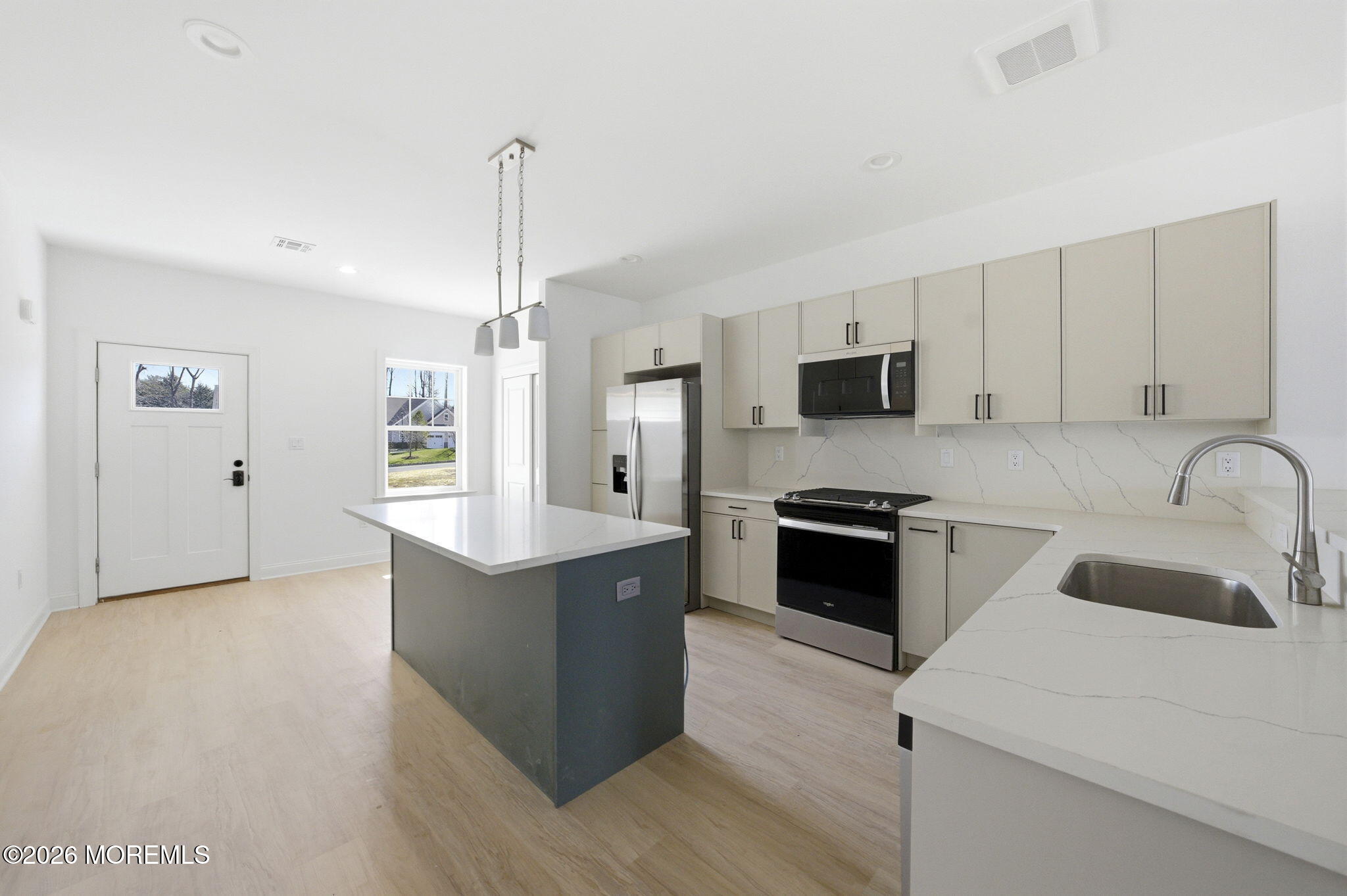 12 Remington Court 1000