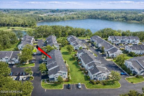 Condo For Sale - 18 Bridge Pointe Drive #18<br/> South Amboy, NJ 08879