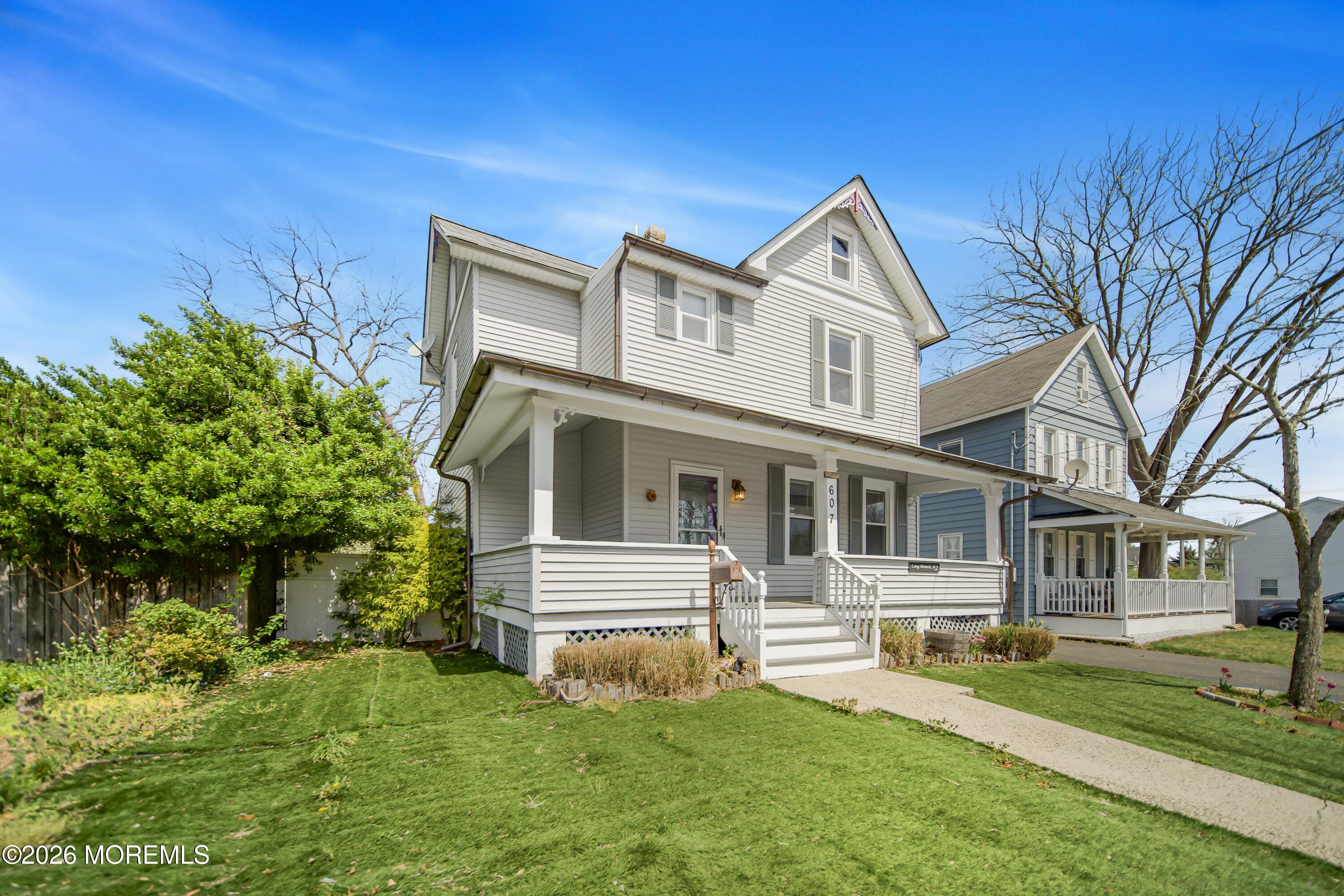 607 Mcclellan Street