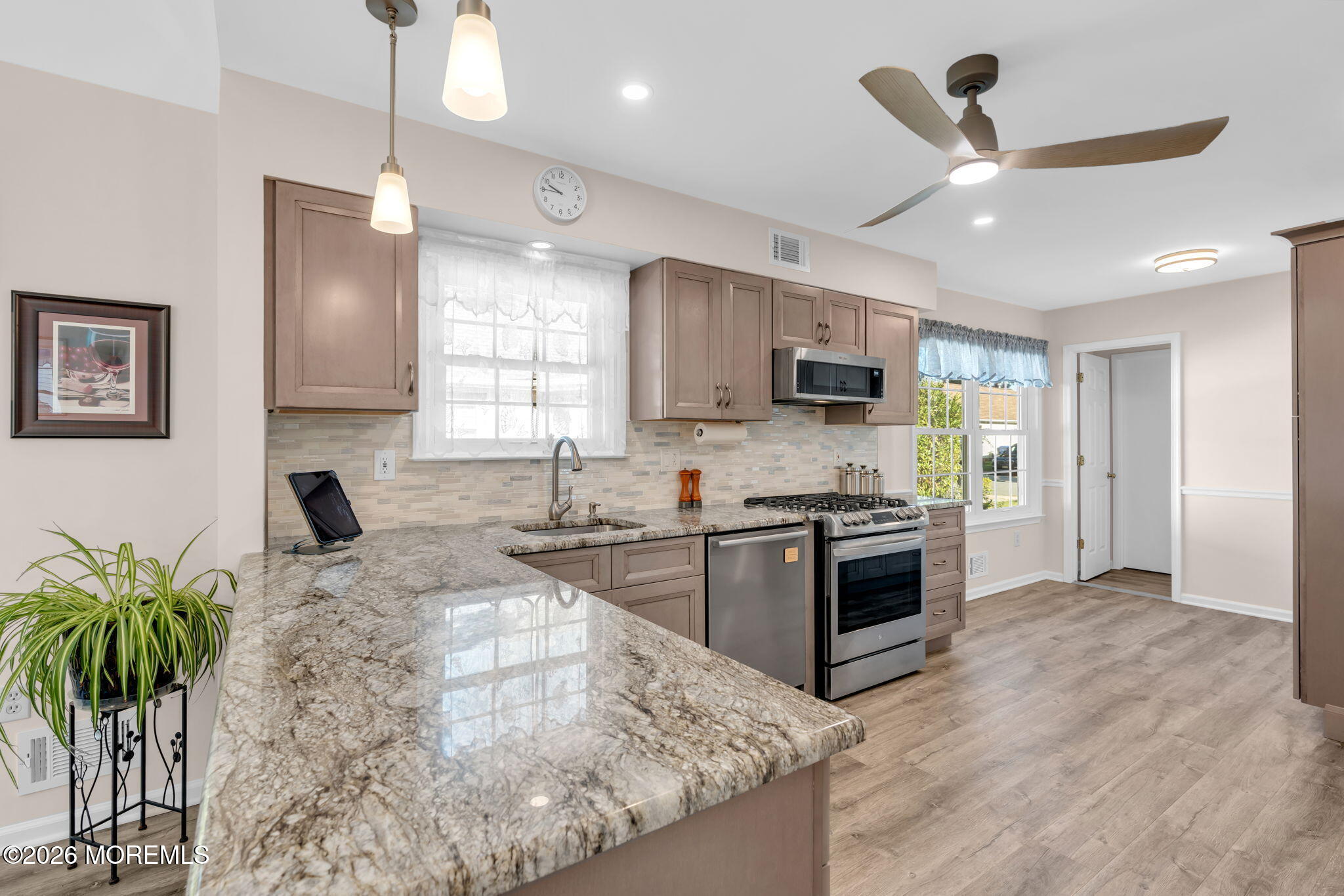 2345 Mount Hood Lane