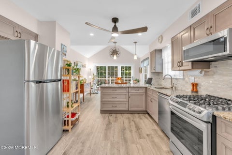 Photo for 2345 Mount Hood Lane